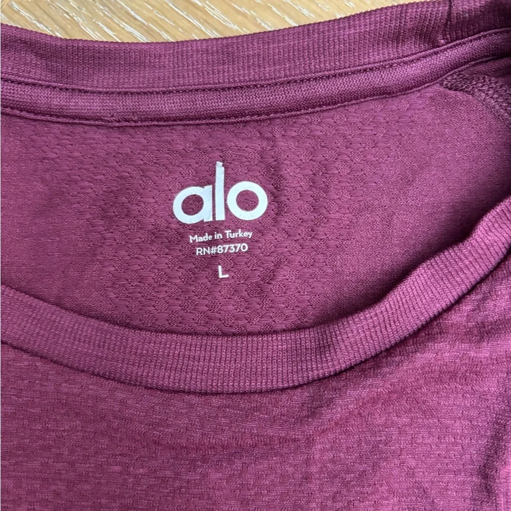 Alo men’s amplify seamless short sleeve tee - Picture 2 of 5